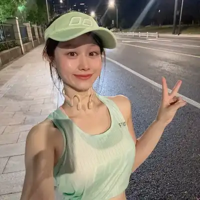周致文